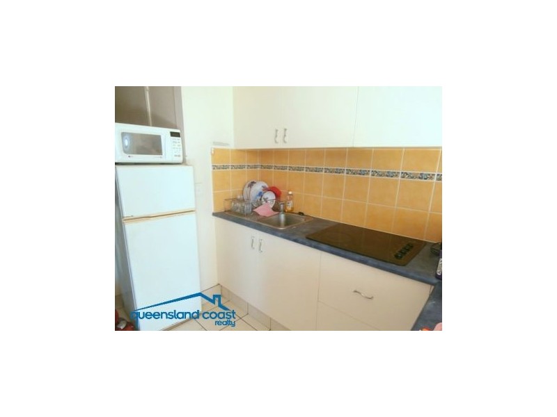 106/2 Queensland Avenue, Broadbeach QLD 4218