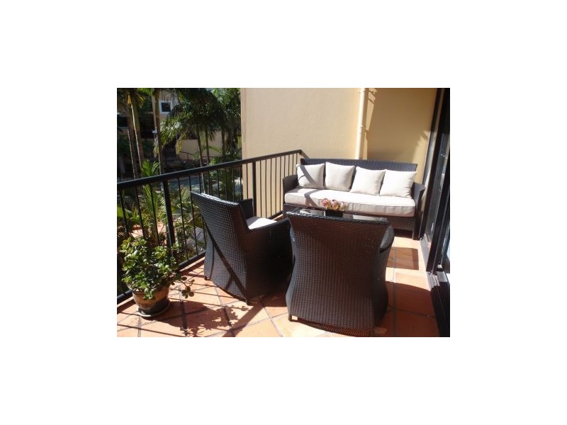 B25 1 Great Hall Drive, Nobby Beach QLD 4218