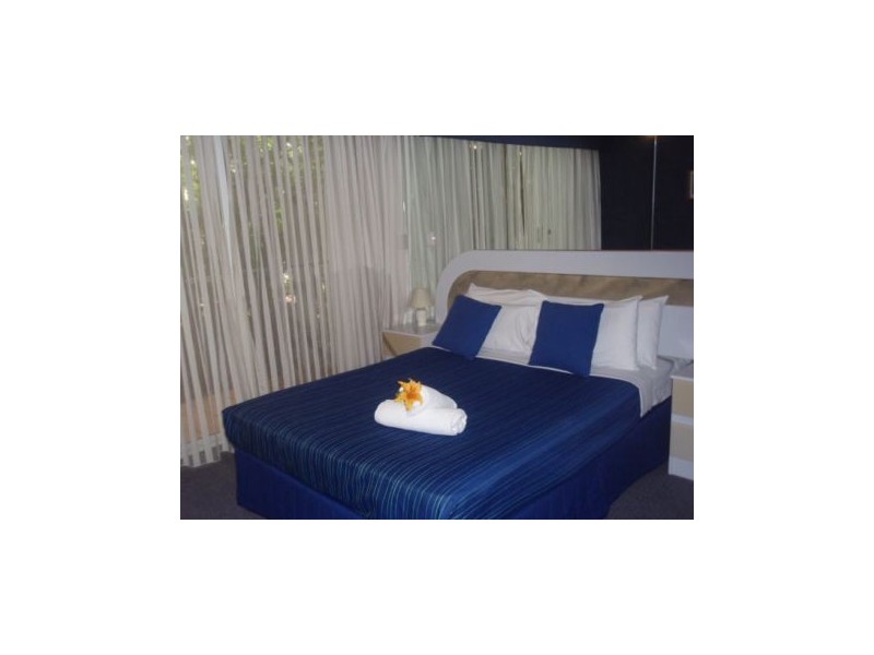 25 Santorini 28 Chairlift Ave, Mermaid Beach QLD 4218