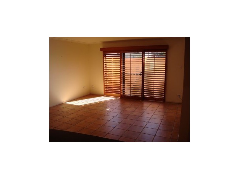 2/12 Lavarack Road, Mermaid Beach QLD 4218