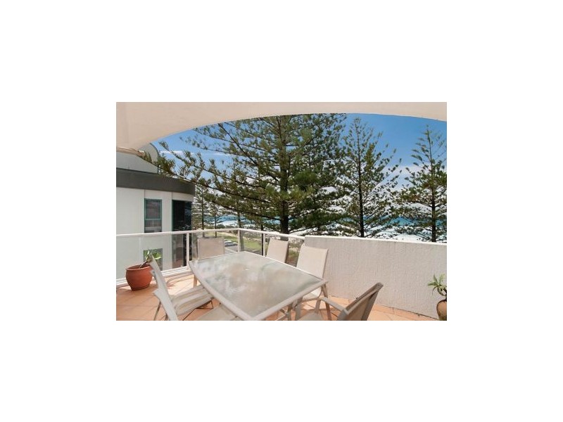8/20 Marine Parade, Miami QLD 4220