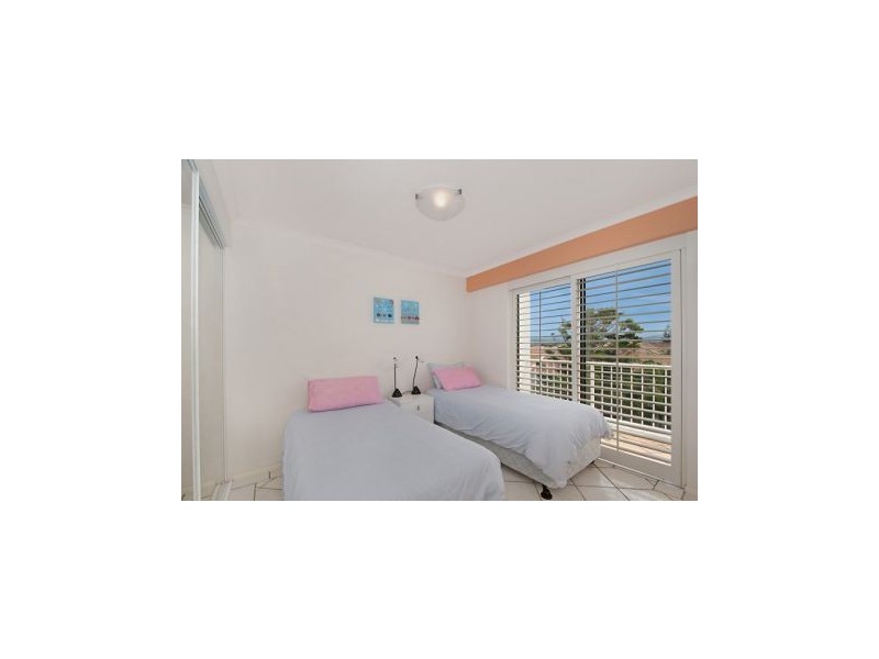 8/20 Marine Parade, Miami QLD 4220