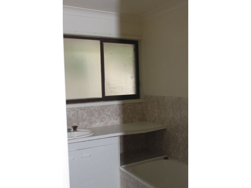 02 17 Kelly Street, Miami QLD 4220