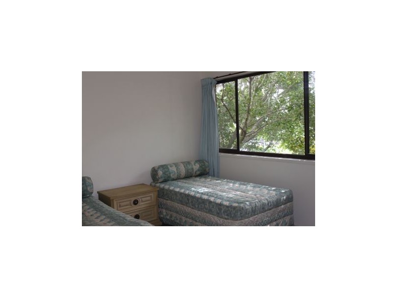 02 17 Kelly Street, Miami QLD 4220