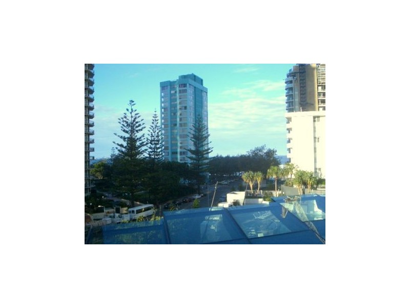 304/9 Hamilton Avenue, Surfers Paradise QLD 4217