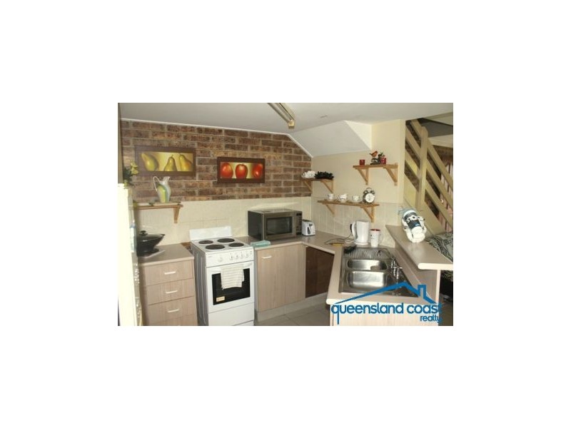 35/71 Olsen Avenue, Labrador QLD 4215