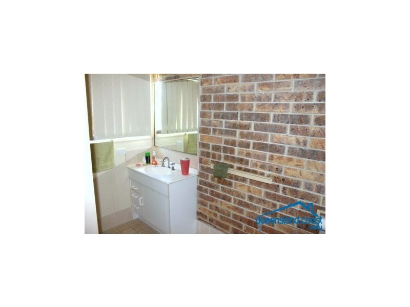 35/71 Olsen Avenue, Labrador QLD 4215