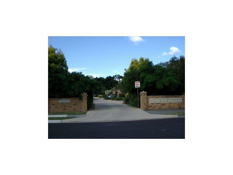 5/16-18 Bottlewood Court, Burleigh Waters QLD 4220