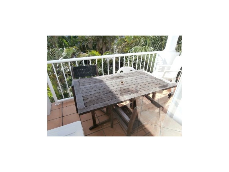 41 28 “santorini By The Sea” Chairlift Ave., Mermaid Beach QLD 4218