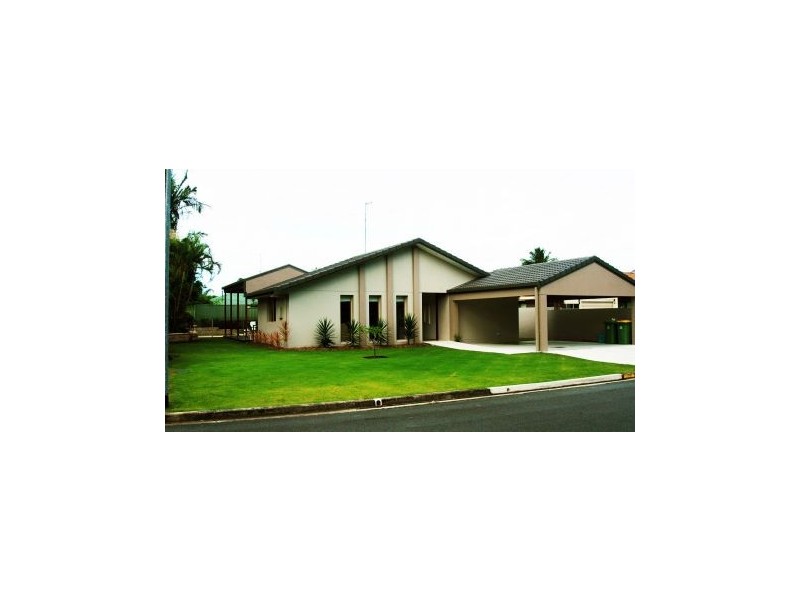 025 Frangipani Street, Miami QLD 4220