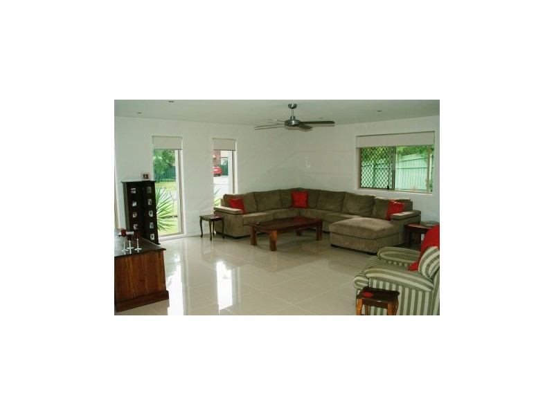 025 Frangipani Street, Miami QLD 4220