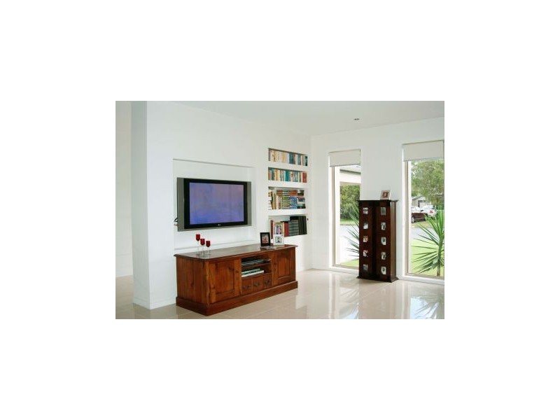 025 Frangipani Street, Miami QLD 4220