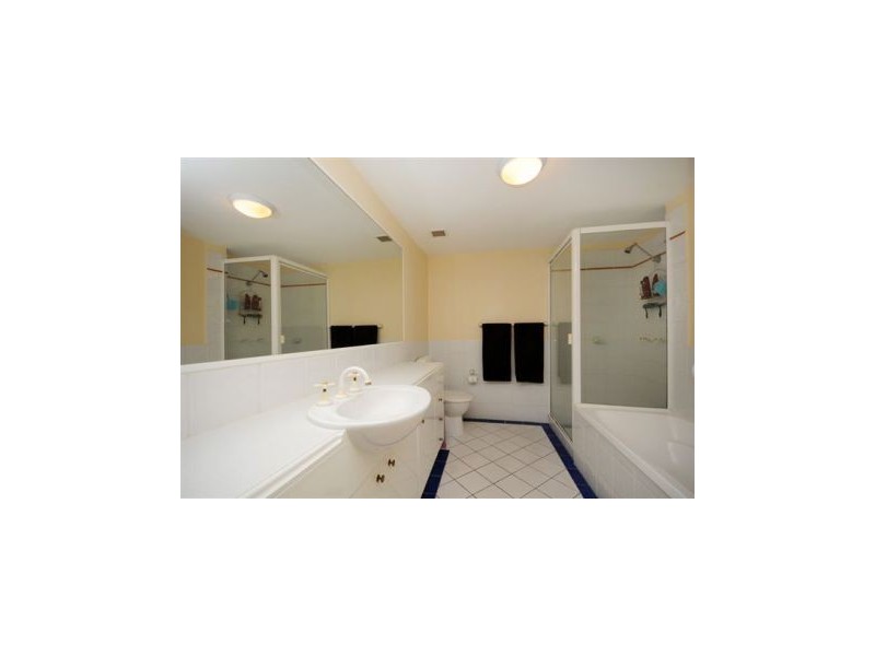 27/28 Chairlift Avenue, Nobby Beach QLD 4218