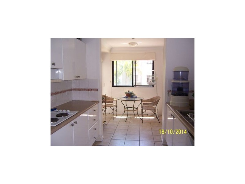 E17/1 Great Hall Drive, Nobby Beach QLD 4218