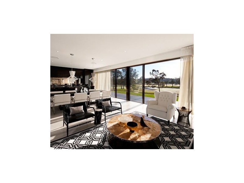 1 Ross Street, Benowa QLD 4217