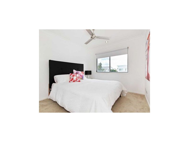 36/36 Barcelona Way, Burleigh Waters QLD 4220