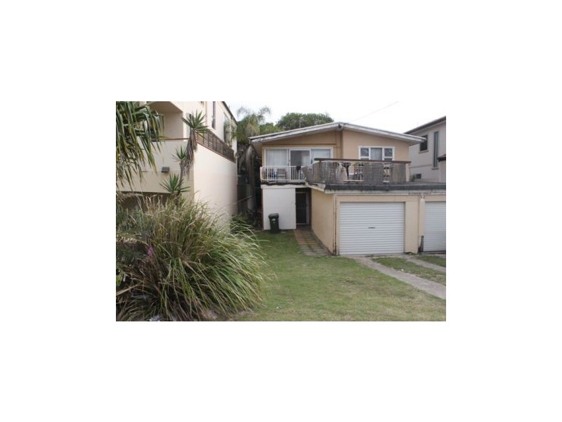 1 32 Albatross Ave, Mermaid Beach QLD 4218