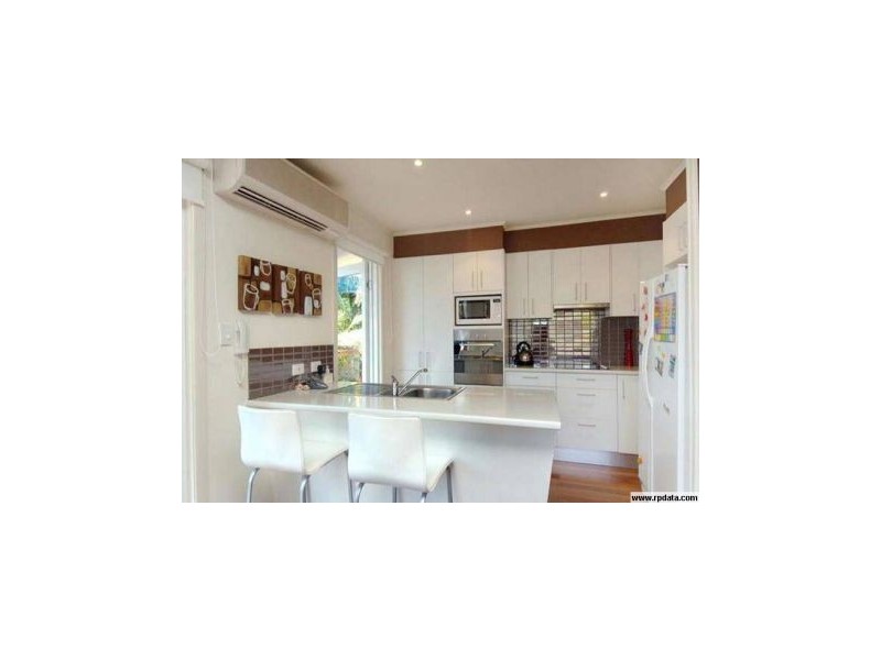 30 Surf Street, Mermaid Beach QLD 4218