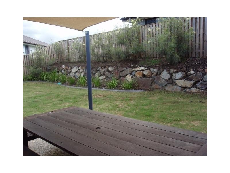 Pacific Pines QLD 4211