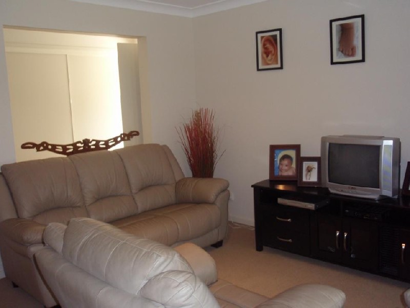 Pacific Pines QLD 4211