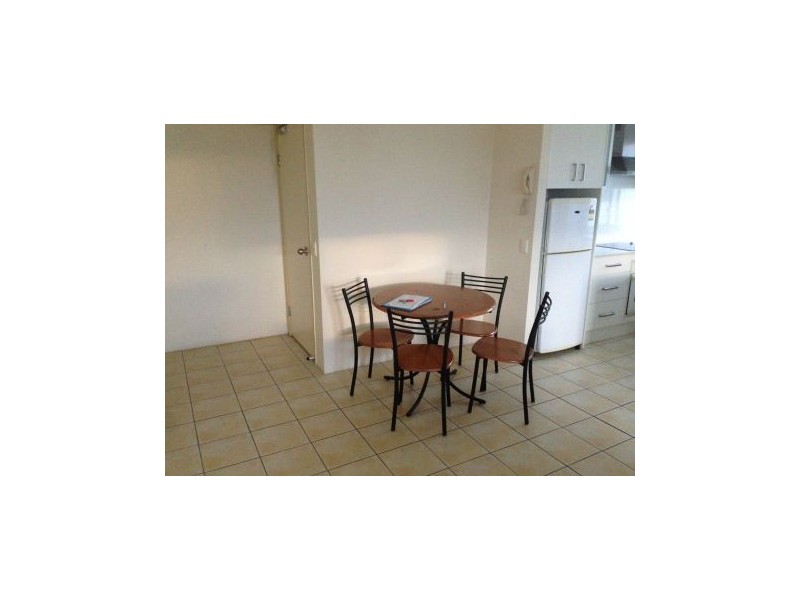 20 300 The Esplanade, Burleigh Heads QLD 4220