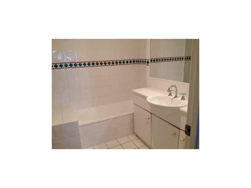 B26 1 Great Hall Drive, Mermaid Beach QLD 4218