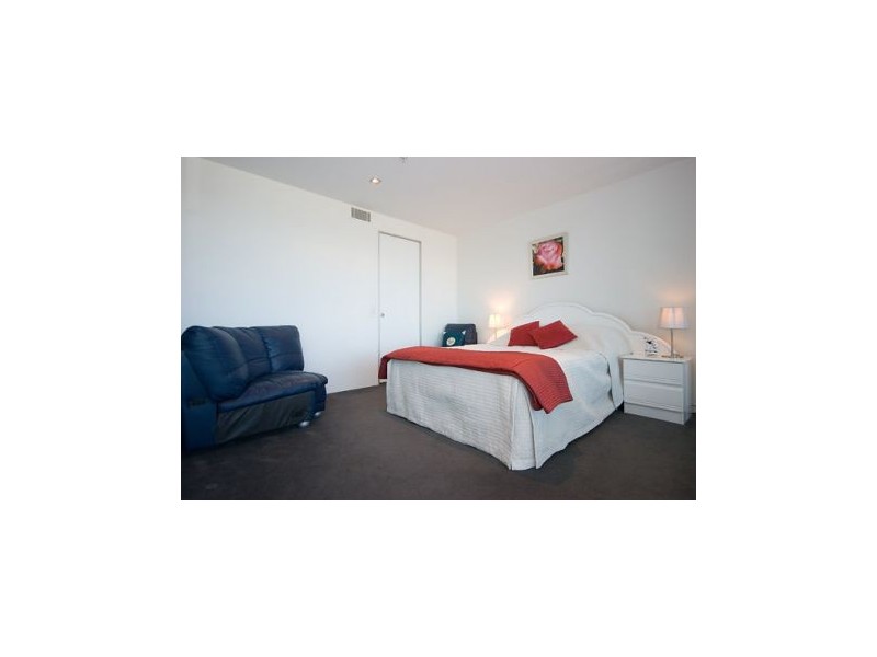 3906/9 Hamilton Avenue, Surfers Paradise QLD 4217