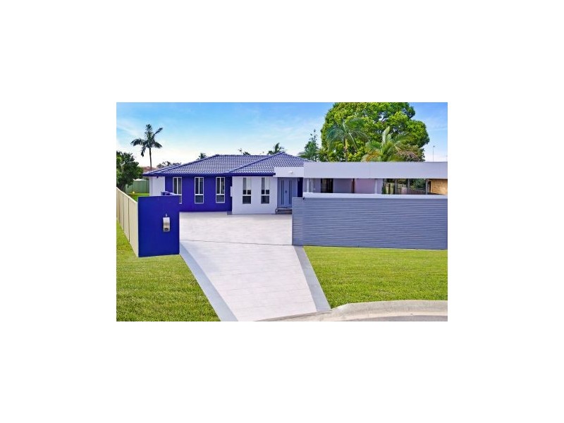 5 Rotorua Place, Clear Island Waters QLD 4226