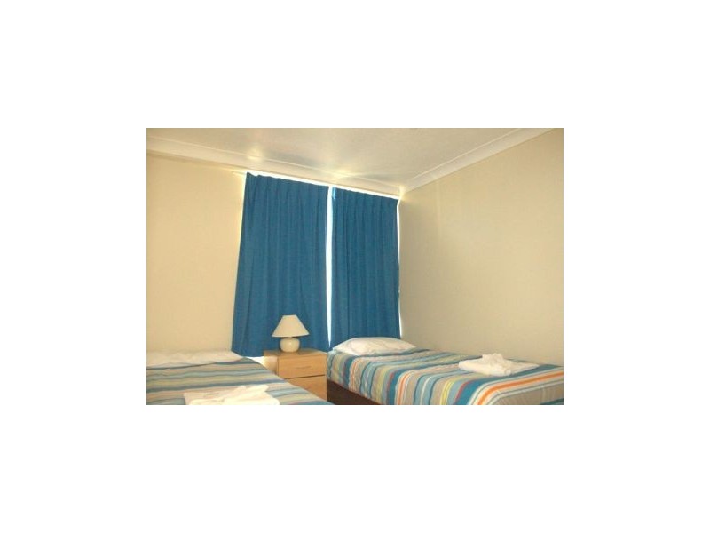 6E/52 Goodwin Terrace, Burleigh Heads QLD 4220