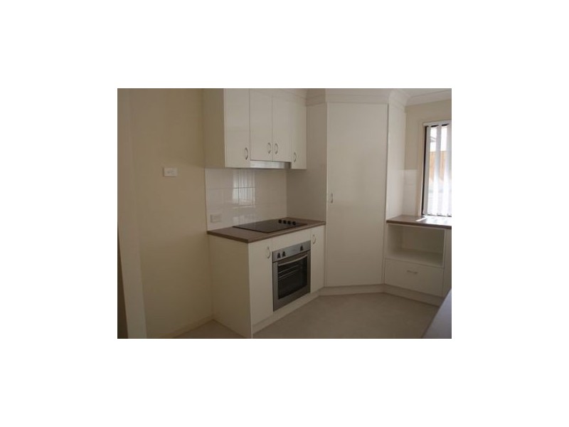 22 Faraday Crescent, Pacific Pines QLD 4211