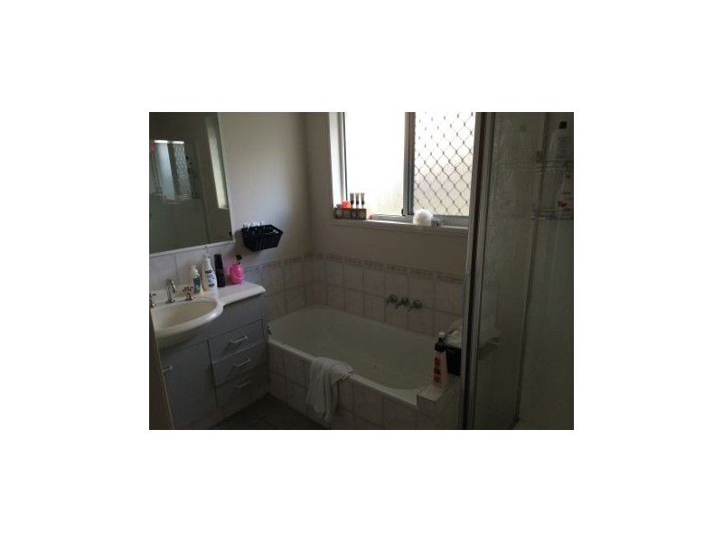 66 Kingarry Circuit, Merrimac QLD 4226