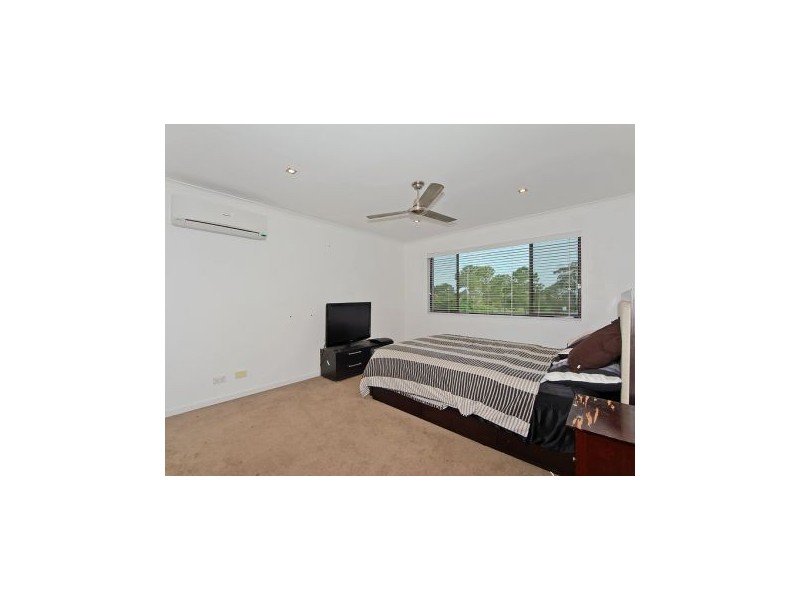 31 Lutana Avenue, Miami QLD 4220