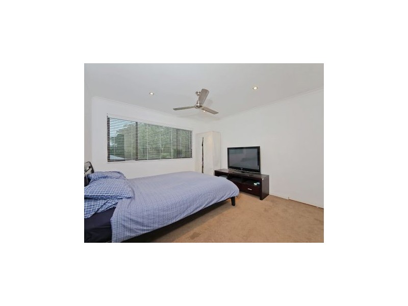31 Lutana Avenue, Miami QLD 4220