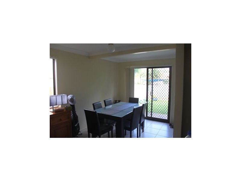 35/71 Olsen Avenue, Labrador QLD 4215