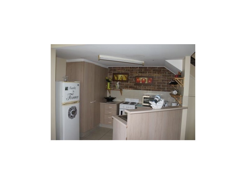 35/71 Olsen Avenue, Labrador QLD 4215