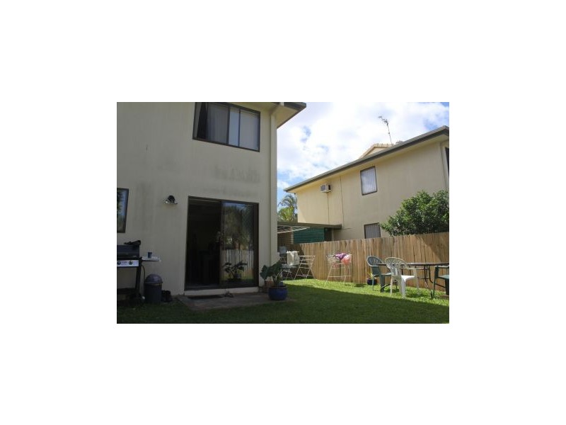 35/71 Olsen Avenue, Labrador QLD 4215