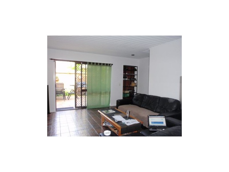 2/15 Dudley Street, Mermaid Beach QLD 4218