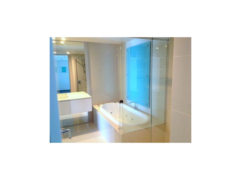 3702/009 Hamilton Avenue, Surfers Paradise QLD 4217