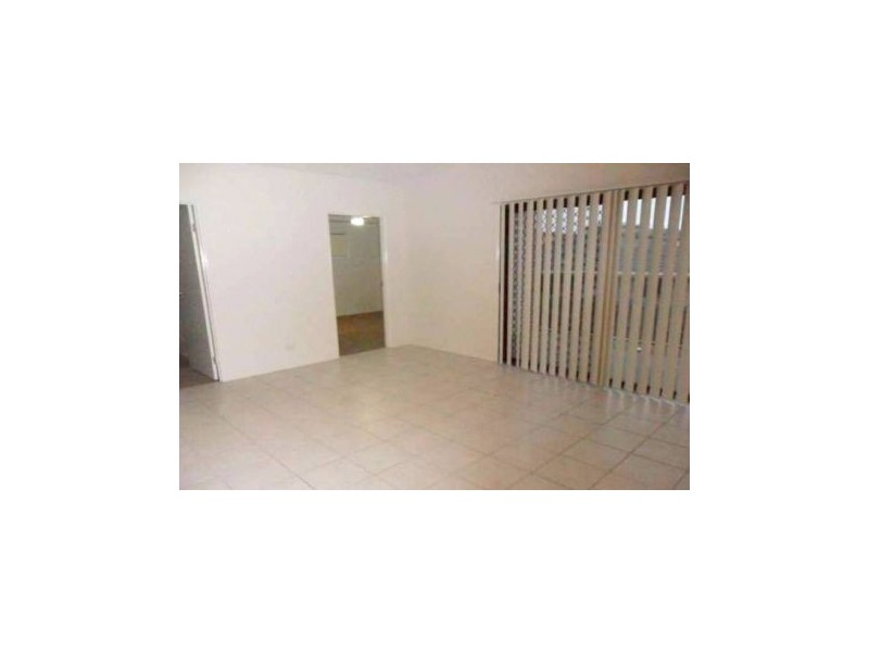 1/24 Armani Avenue, Pimpama QLD 4209