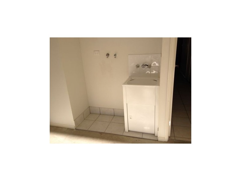 1/24 Armani Avenue, Pimpama QLD 4209