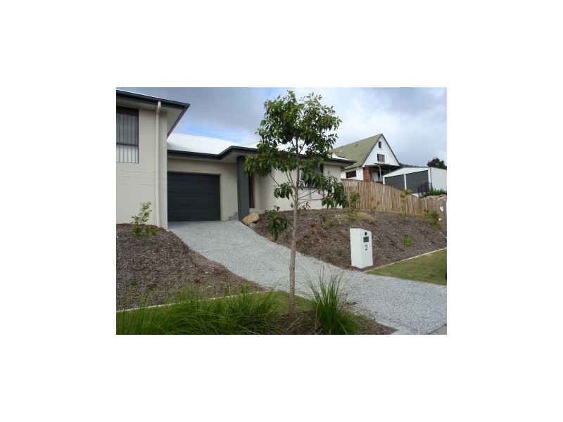 2 Bushland Place, Maudsland QLD 4210