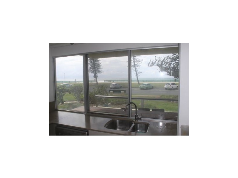 1/90 Marine Parade, Miami QLD 4220