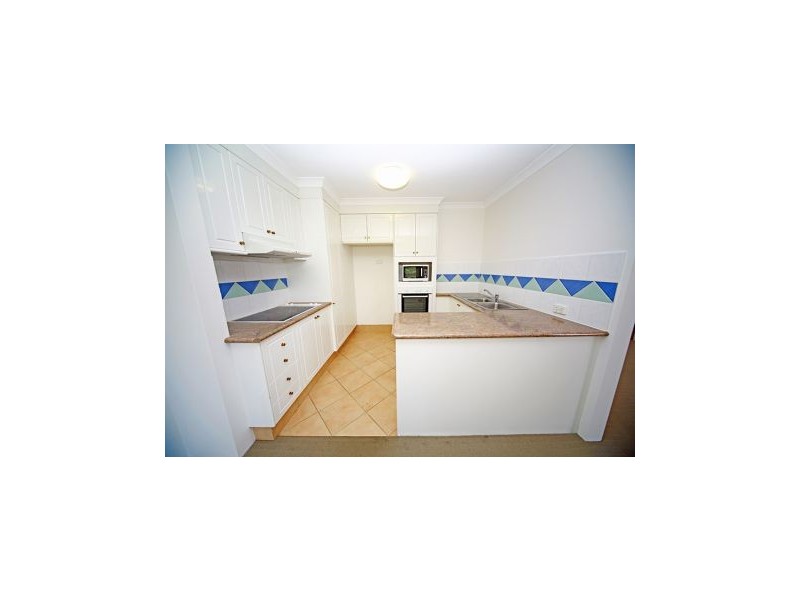 17/28 Chairlift Avenue, Nobby Beach QLD 4218