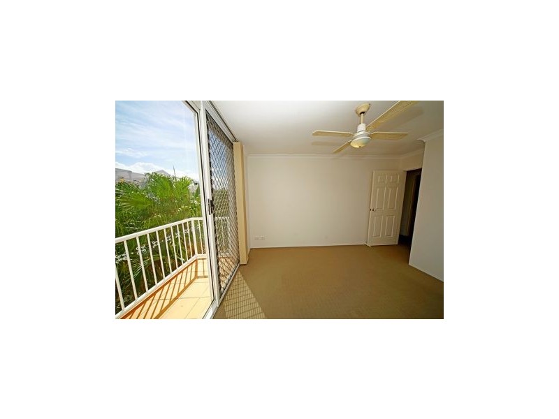 17/28 Chairlift Avenue, Nobby Beach QLD 4218