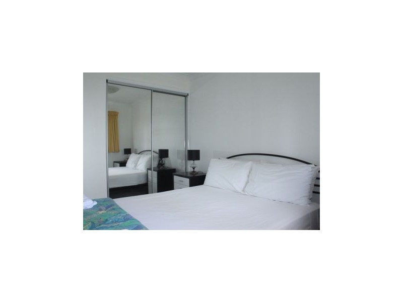 30/20 Anne Avenue, Broadbeach QLD 4218