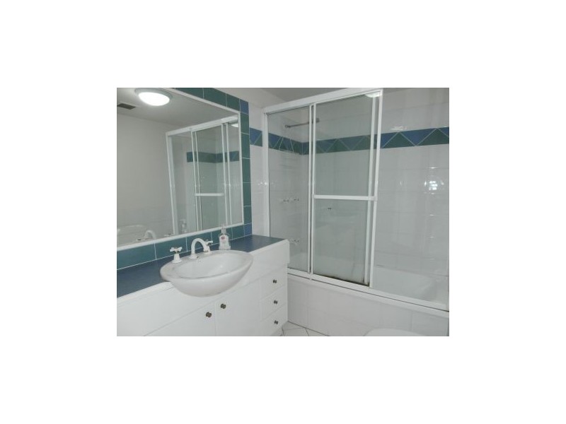 22 28 Chairlift Avenue, Mermaid Beach QLD 4218