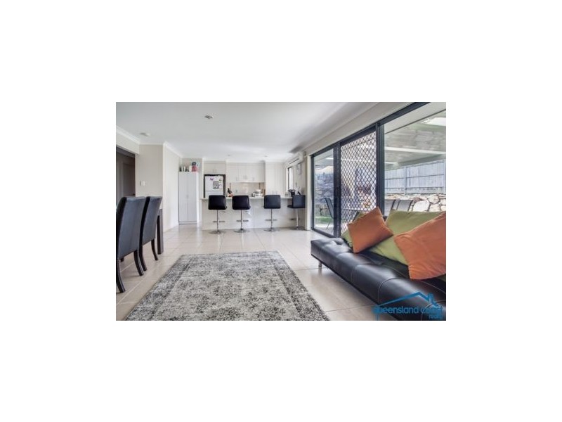 19 Treeline Circuit, Upper Coomera QLD 4209