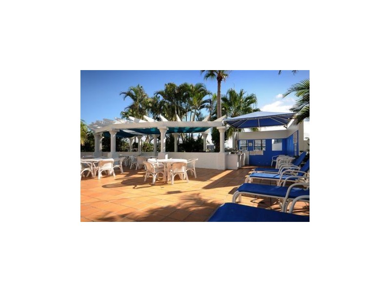 25 28 Chairlift Avenue “Santorini”, Nobby Beach QLD 4218