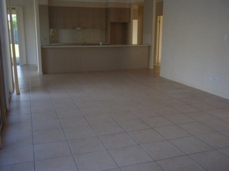 4 Katinka Circuit, Coomera Waters QLD 4209