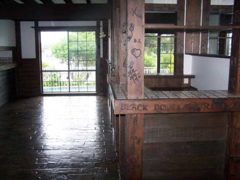 3 Vevey Street, Mermaid Waters QLD 4218